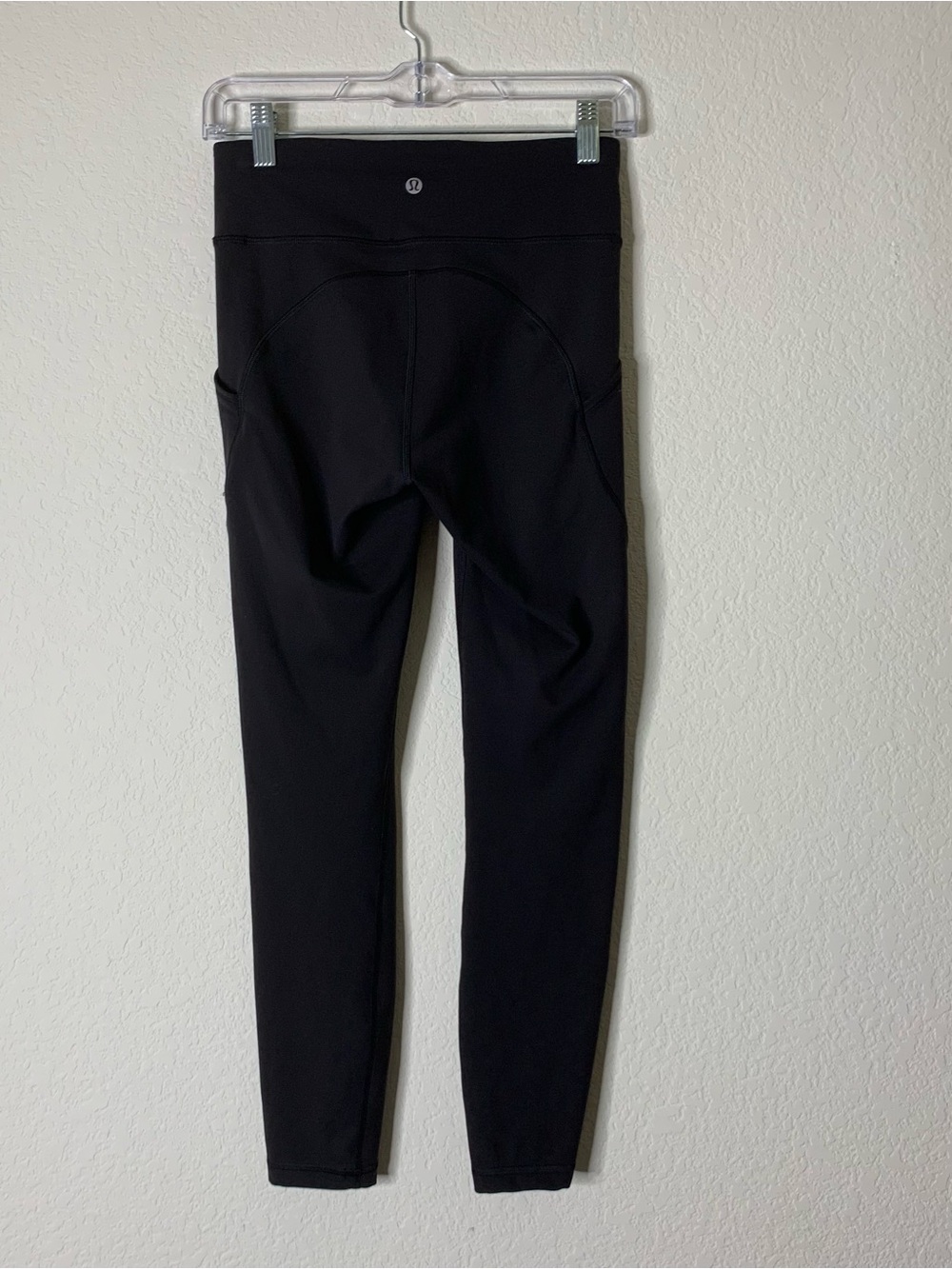 Lululemon Black Invigorate High-Rise Tights / leggings 6